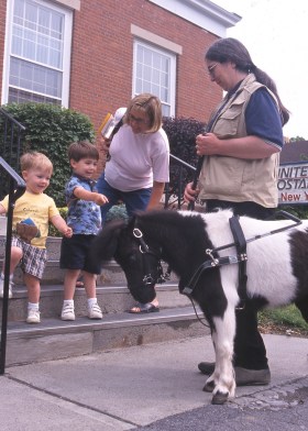 p5_TrainerAlexandraKurlandPandaWithLittleBoys AtPostOfficeDelmarNYNeilSoderstrom.jpg